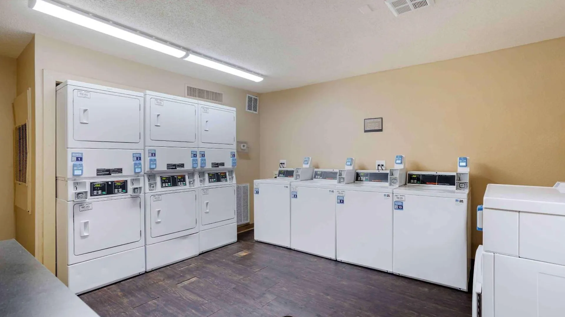 Extended Stay America Suites - Memphis - Germantown Hotel